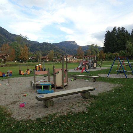Chiemgauferienwohnungen - Wanderlust Und Alpenrose Унтервёссен Экстерьер фото